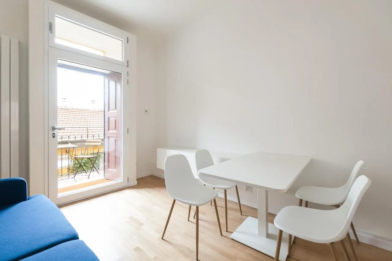 Urbino Apartment Luminoso E Centrale Milão